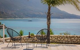 Seaspray Villa Kefaloniaprivatevillas